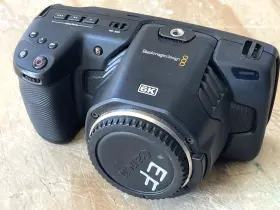 Cinecampochdmft6k Blackmagic Design Pocket Cinema Camera 6k Camcorder - Black