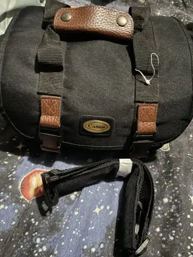 Es8400v8 Cannon Mm Video Camcorder With Case