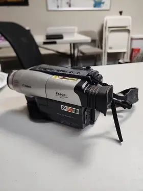 Es400v Canon 013803605921 Hi8 Camcorder Vintage As Is Untested