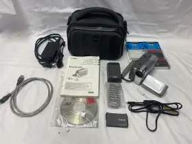 1178b001 Canon Elura 100 Minidv Digital Camcorder With 2.7-inch Lcd Lots Of Accessoires