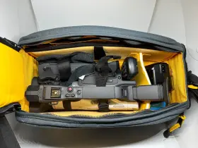 3ccd Canon 132050900015 Gl2a Minidv Ntsc 100x Video Camcorder With Carry Case #2
