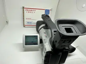 3ccd Canon 132050900015 Gl2a Minidv Ntsc 100x Video Camcorder With Carry Case #3
