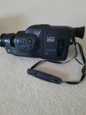 Canon 151863728843 E51 Camcorder - Black #2