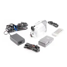 1879b001 Canon Zr830 Mini Dv Camcorder - Sku#1842362