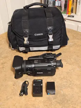 2213c002 Canon Xf-400 4k Uhd High Definition Professional Camcorder 50.00hz Model