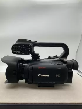 2218c002 Canon Xa11 Professional Camcorder - Really Clean