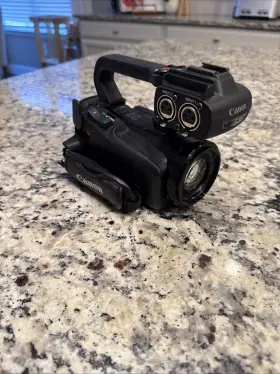2218c014aa Canon Xa11 Compact Full Hd Camcorder