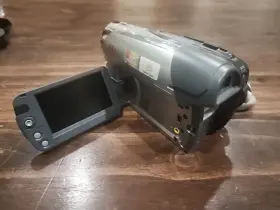 2485b001 Canon Zr950 Mini Dv Camcorder With 2 Batteries And Remote #3