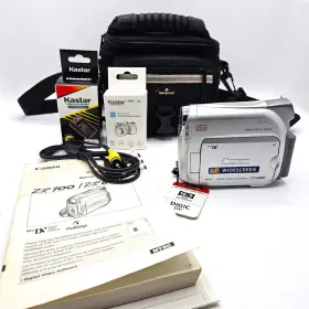 Zr600 Canon 2844 Mini Dv Digital Camcorder New Battery And Charger Case Manual Sd Card