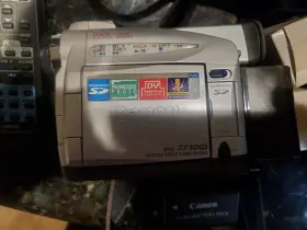 2r30 Canon Ntsc Digital Video Camcorder. Not Tested #2