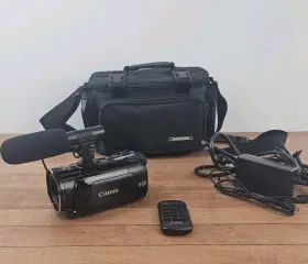 4375b001aa Canon Vixia Hf S21 Dual Flash Memory Camcorder With Case Battery Mic Charger