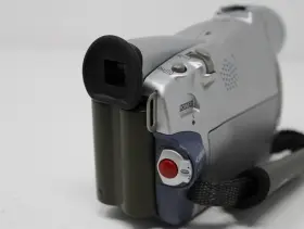 7557a001 Canon Zr40 Mini Dv Tape Standard Definition Digital Camcorder Silver #3