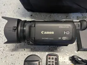 8454b001 Canon Vixia Hf G30 Hd Camcorder With 2 Memory Cards Ac Adapter Lens Hood Remote #2