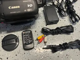 8454b001 Canon Vixia Hf G30 Hd Camcorder With 2 Memory Cards Ac Adapter Lens Hood Remote #3