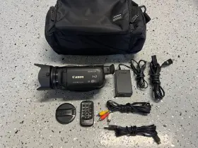 8454b001 Canon Vixia Hf G30 Hd Camcorder With 2 Memory Cards Ac Adapter Lens Hood Remote