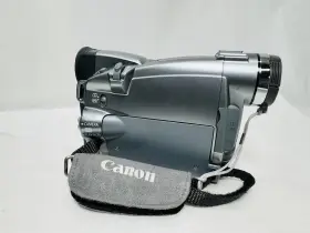 9382a001 Canon Zr85 Mini Camcorder With Bag Charger 2 Batteries Mint #3
