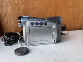 9383a001 Canon Zr80 Mini Dv Camcorder