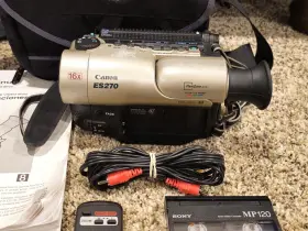 Es270 Canon Ac511 Handheld 8mm Video Camcorder Remote Battery Charger Tapes Tested #3
