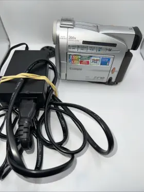 Canonzr10 Canon Digital Minidv Camcorder With Battery Pack Charger Tested Working