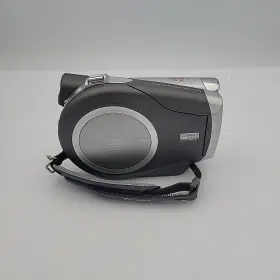 Dc22 Canon Dvd Camcorder With Battery And Charger #3