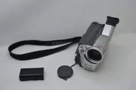Es75a Canon Hi 8 8mm Video Camcorder Silver 800x Digital Zoom With Battery