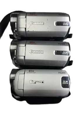 Canon Fs100 Fs200 Lot Of 3 Camcorders And
