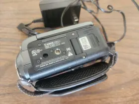 Fs11 Canon Video Camera Camcorder / With Charger #3