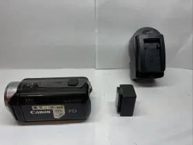 Hf-r400 Canon Vixia 53x Zoom With Battery And Charger