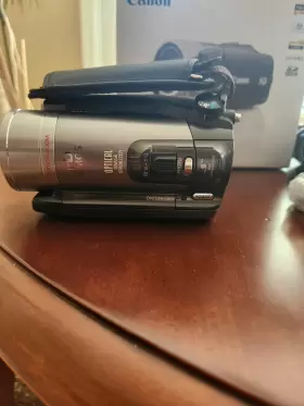 Hf200 Canon Vixia 32 Gb High Definition Flash Media Camcorder #3
