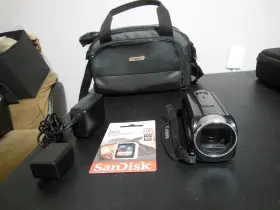 Hfnr400 Canon Vixia Hf R400 53x Advanced Zoom Great Picture 2 Batteries Charger 16 Gb