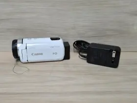 Hfr600 Canon Vintage Vixia Handheld Camcorder 32x Zoom With Charger