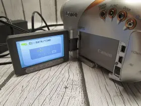 Hr10a Canon Hdmi Dvd Hd Camcorder 3.1 Mega Pixels Video Camera With Power Cord #3
