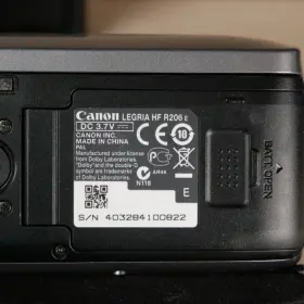 R206 Canon Legria Hf Pal Euro Version Camcorder Good/tested W Charger #3