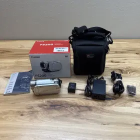 20250410 Canon S.e 8 Al.17 Fs200 41x Zoom Mini Digital Camcorder With Case Charger Battery And Box