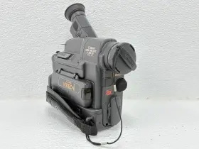 Uc10 Canon Pre Owned 8mm Handheld Video Camcorder Camera Only - Grey
