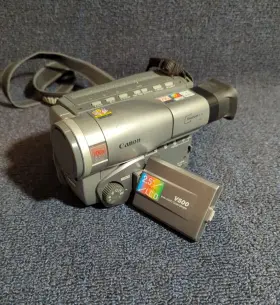 V500e Canon Untested 8mm Video Camcorder