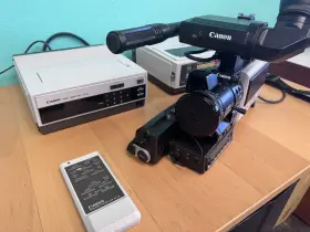 Vc-20 Canon Camcorder With Accessories / Tuner Timer Unit Portable Video Reco