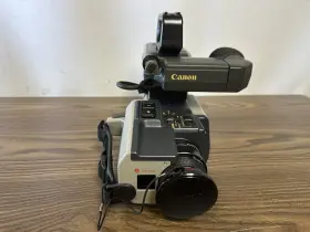 Ru-e1a Canon Vm-e1 Vintage 8mm Camcorder Lot For Parts Hc-e1 Bc-e1 Powers On #3