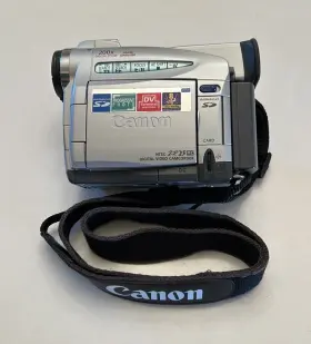 Zr25 Canon Mc Minidv Digital Video Camcorder Complete With Carrying Case Remote #2