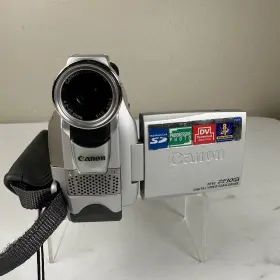 Zr30mc Canon Digital Video Camcorder Ntsc Tape Sd Card With Case Charger Bundle #3