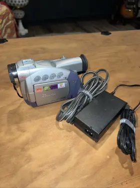 Zr40 Canon Digital Video Camcorder Tested Working No Battery