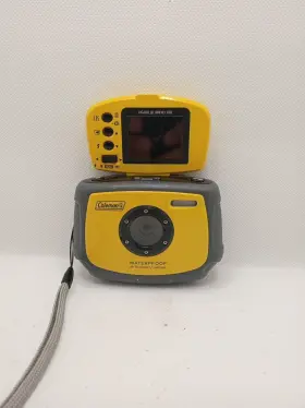 C4wp-y Coleman Digital Camera Waterproof Up To 10 Ft Tested And Works