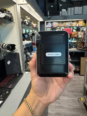 35840 Digital Concepts Camcorder Video Camera 3.1 Mp Black - Good Condition