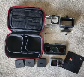 Cp.os.00000269.01 Dji Osmo Action Bundle 3 Batteries 4 Polar Pro Lens Filters Cases And More