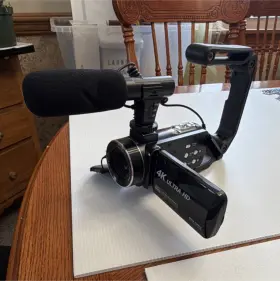 X002lm77vl Dvc 4k Ultra Hd Handheld Camcorder Black Sd Usb Built-in Microphone Accessories