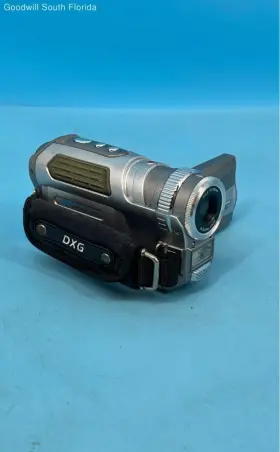 Dxg-301v Dxg 3.2 Mega Pixels Dvd/mpeg4 Camera