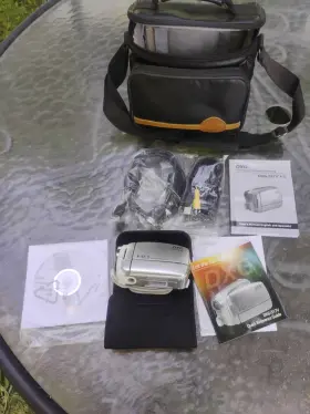 Dxg-517v Dxg Dxg-517 Hd 5 Megapixel Camcorder Bundle Tested And Works Please Read Description