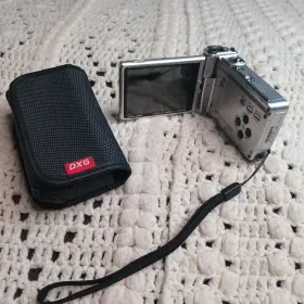 Dxg-589v Dxg 5.0mp Digital Video Camera Battery Case Untested No Charger #2