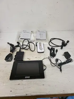 Dxg-5d7v Dxg 3d Camcorder And Display