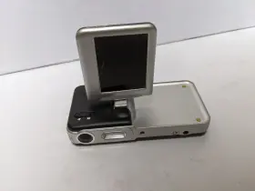 Dv10888 Eurocam Digital Camcorder Mp3 Player 8x Zoom 2 Inch Lcd Untested #3
